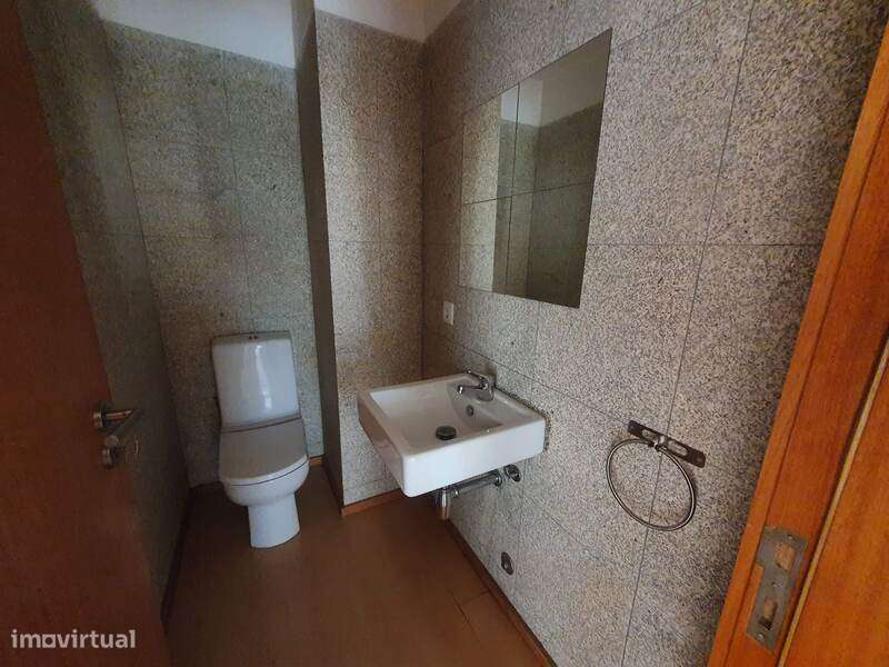 Apartamento em Maia, Moreira-12