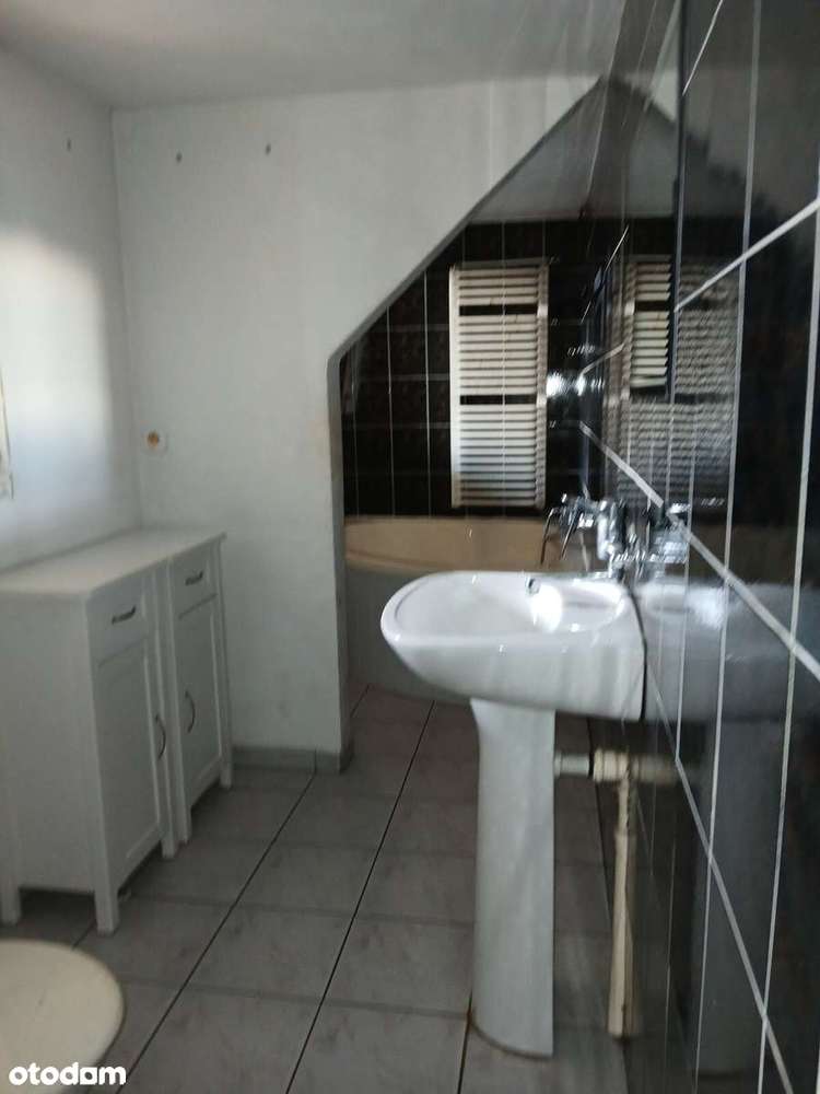 Dom z garażem i dużym ogrodem !-11