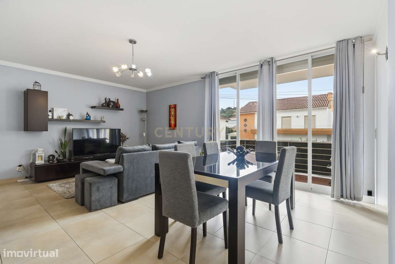 Apartamento T3 com terraço e churrasqueira – Merceana, Alenquer-9
