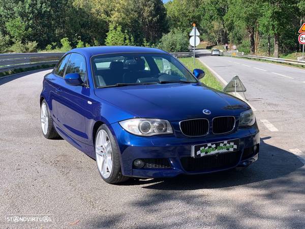 BMW 120 d Coupe Limited Edition Lifestyle c/ M Sport Pack - 4