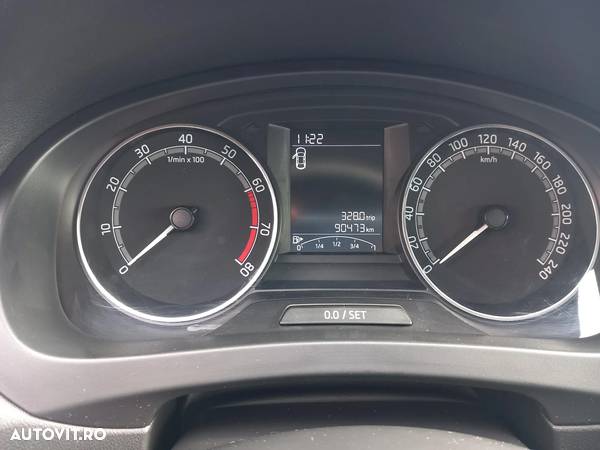 Skoda RAPID 1.0 TSI DSG Ambition - 6