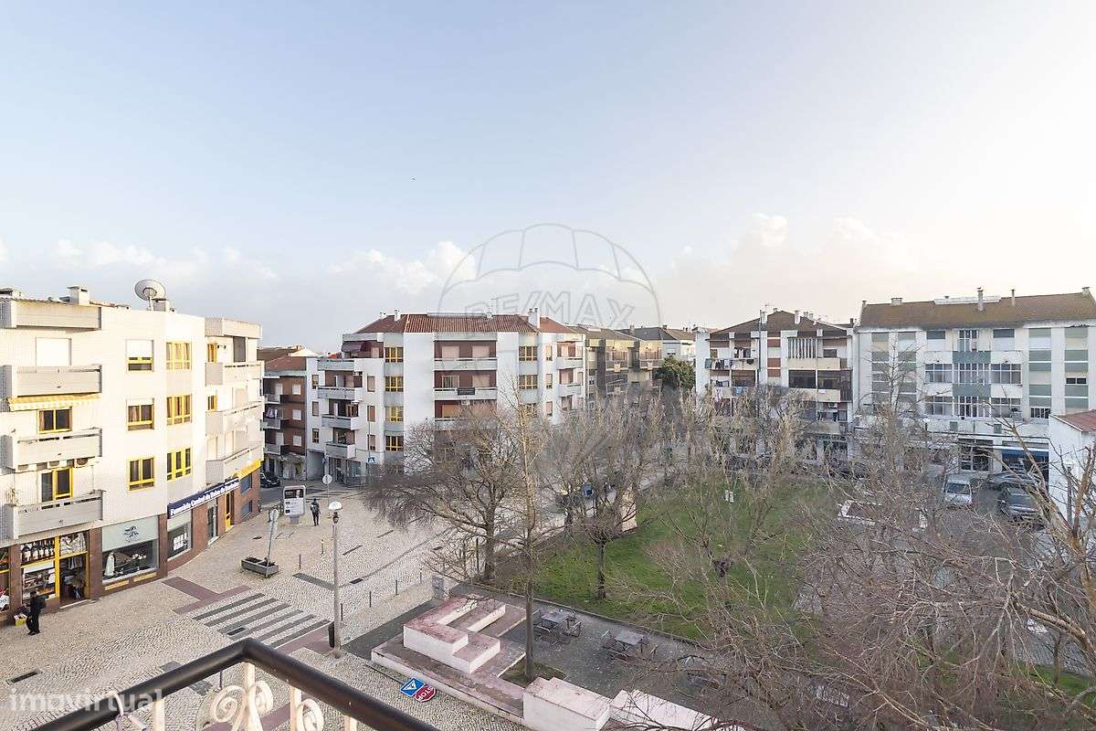 Apartamento t2 para venda na Baixa da Banheira-36