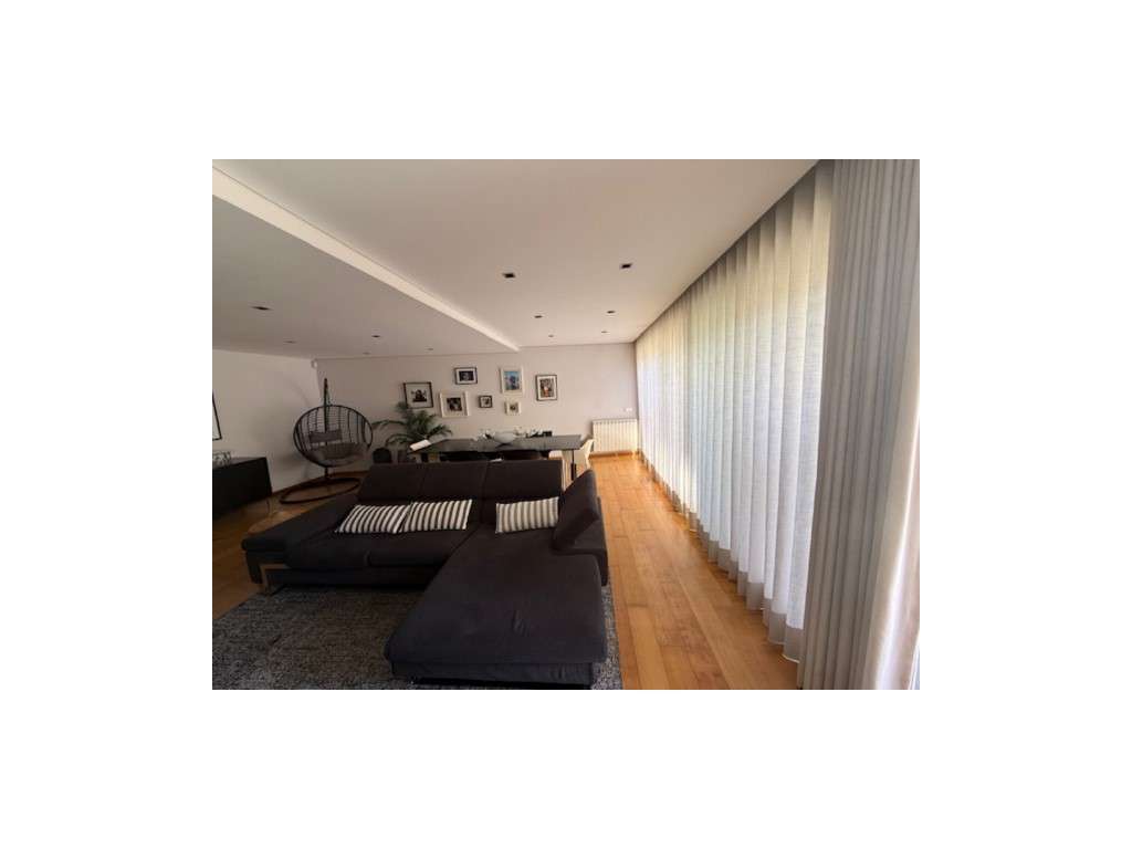 T3 em Santa Marinha (Candal) - Próximo do Arrábida Shopping | Terra... - Grande imagem: 3/23