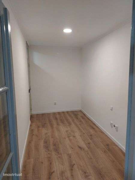 Apartamento T2 para arrendamento - Grande imagem: 5/7