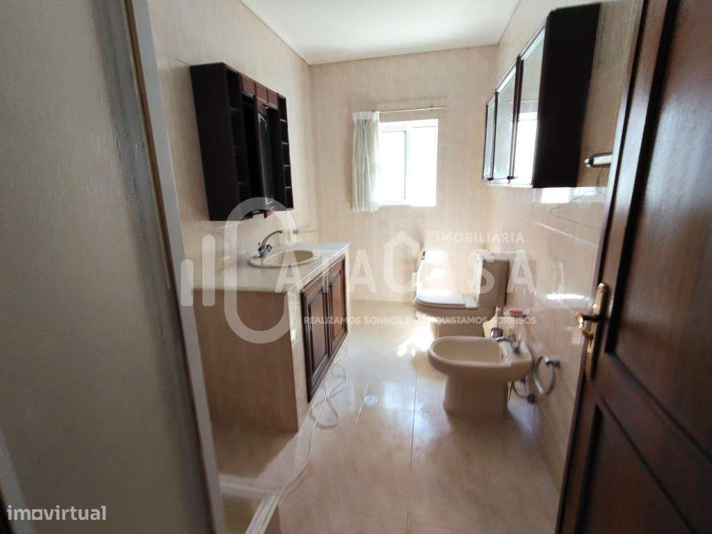Moradia Isolada Térrea T4 para venda na Vista Alegre - Ílhavo-13