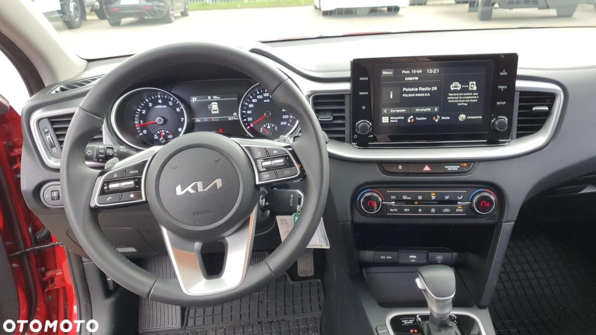 Kia XCeed - 13