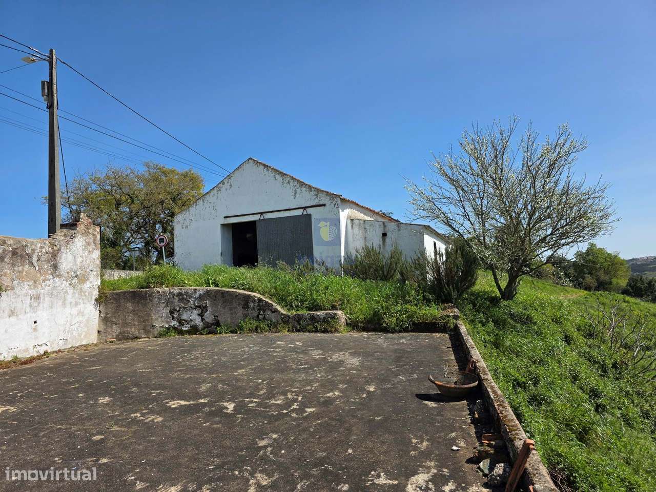 Quintinha com 12.484m2 de Terreno e 260m2 de área bruta. Possibilidad-6