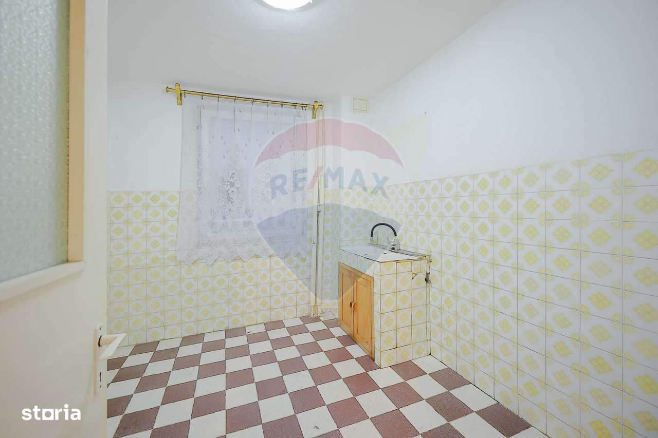 Apartament cu 3 camere de vânzare, în zona Rogerius - Imagine principală: 4/12