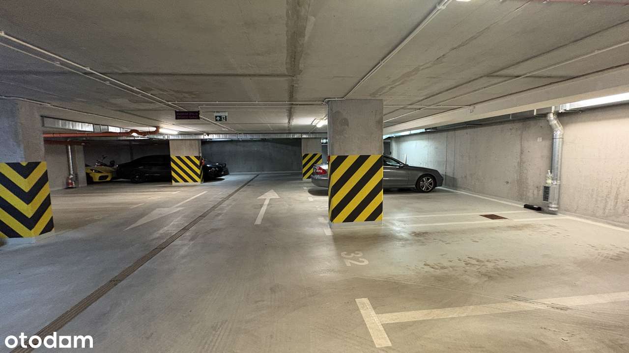 Miejsce parkingowe, pl. Grunwaldzki,  Inwestycja lub użytek własny