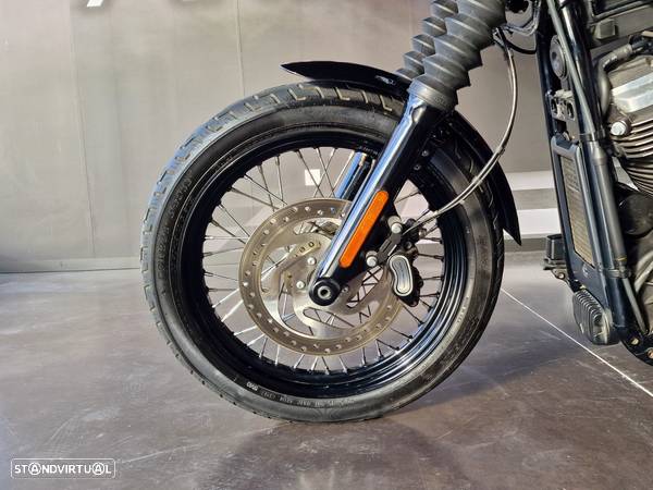 Harley-Davidson Softail STREET BOB - 5