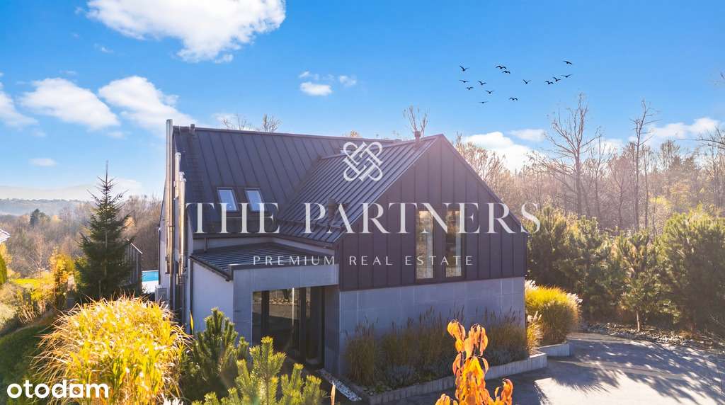 Dom z basenem i hektarową działką - Mogilany-1