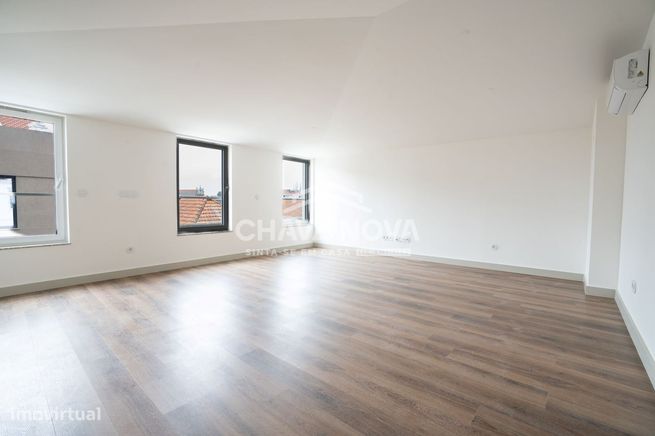 T2 Duplex Novo em Bonjardim, Porto-1