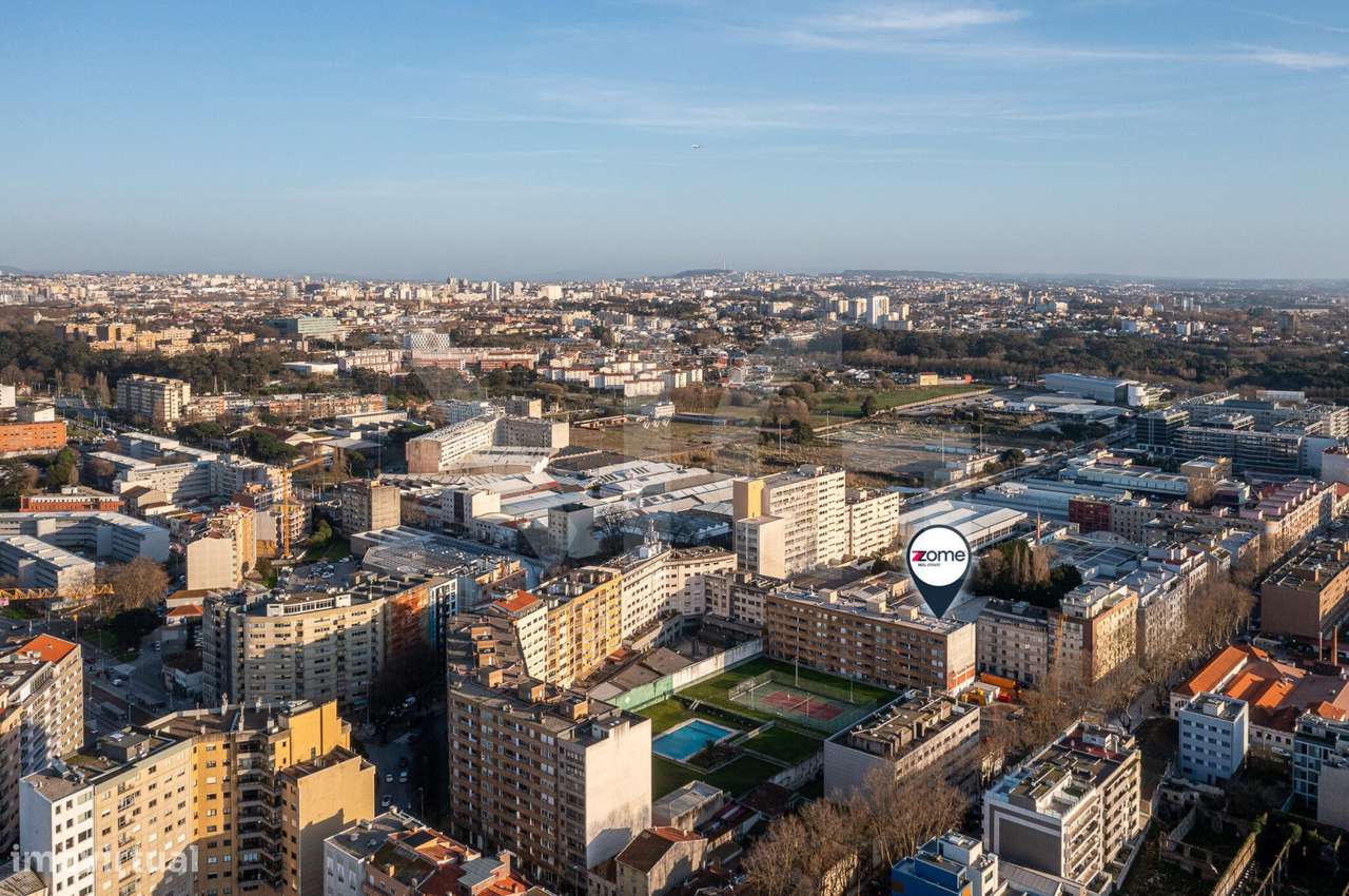 Penthouse T2 Matosinhos em Condomínio fechado com Garagem e Arrumos-54