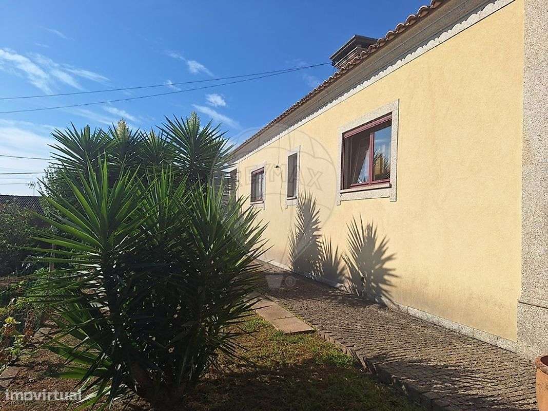 Moradia T3 para venda-23