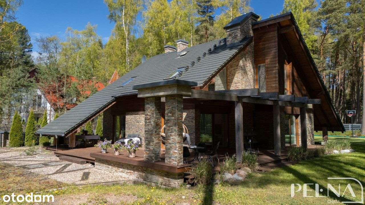 Wyjątkowa nieruchomość na sprzedaż w Dębkach-0