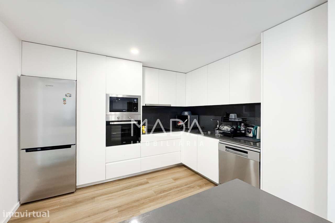 SEMI-NOVO Apartamento T3 perto do Estádio do Braga em Real, Braga-10