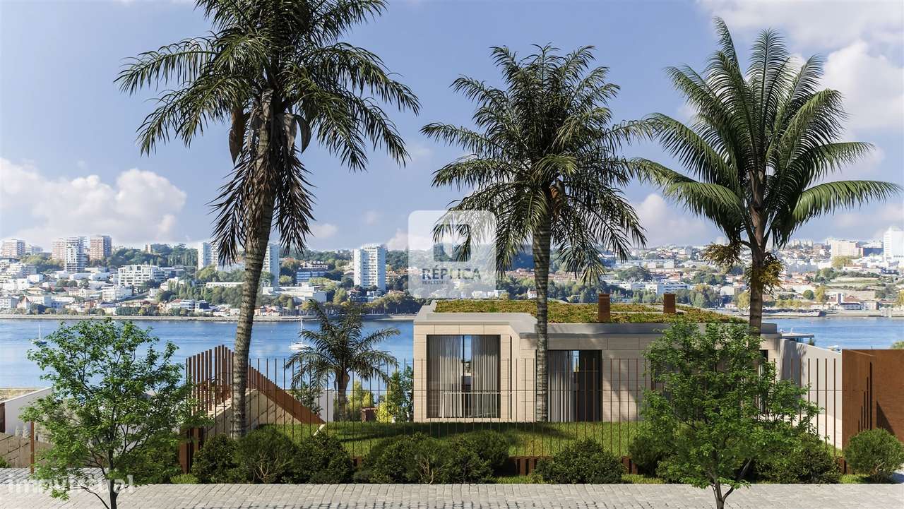 Moradia T4 com Piscina e Jardim Vistas Rio e Mar em Gaia - Grande imagem: 4/9