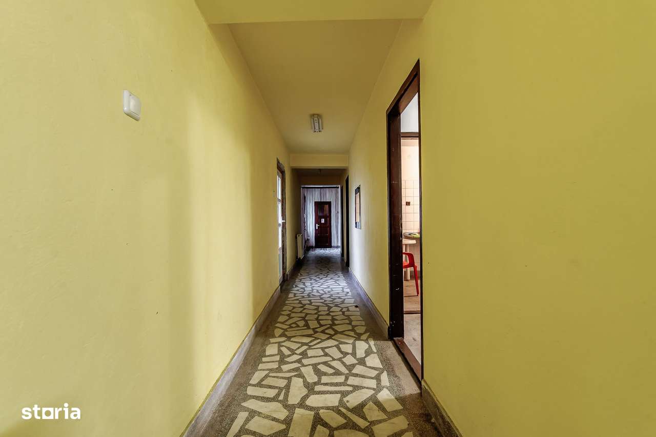 Clădire potrivită pentru proiecte educaționale sau de îngrijire - Imagine principală: 5/12