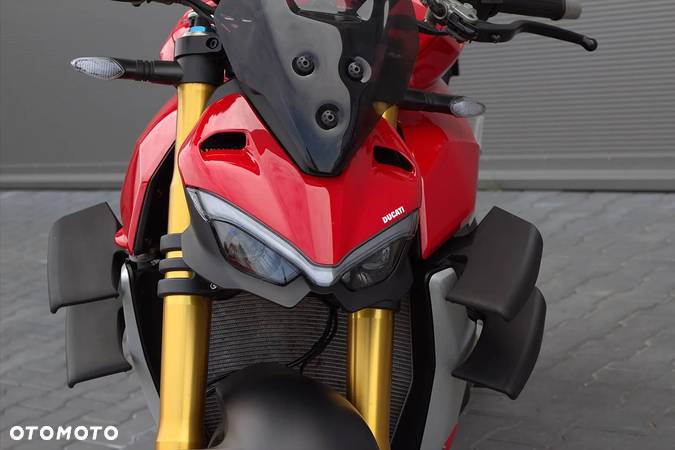 Ducati Streetfighter V4 - 11