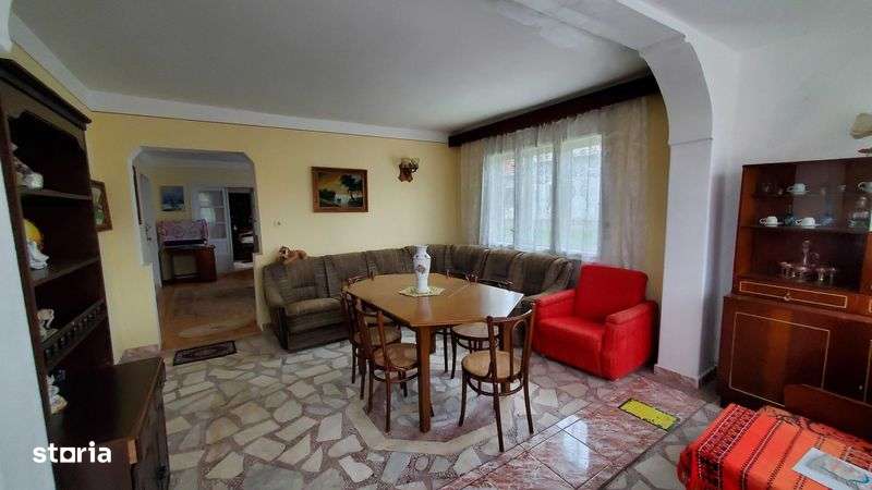 Casa 6 camere in Crancesti – Dobresti, teren 4800 mp, 40km de Oradea - Imagine principală: 4/8