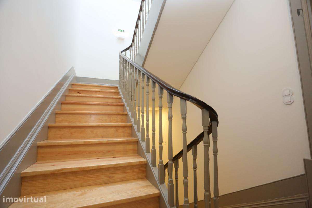 Apartamento com 1 quartos - localizado em Santo Ildefonso Porto - Grande imagem: 3/10