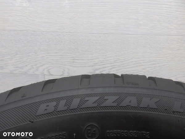 Opona zimowa Bridgestone Blizzak LM001 M0 225/45/18 - 4