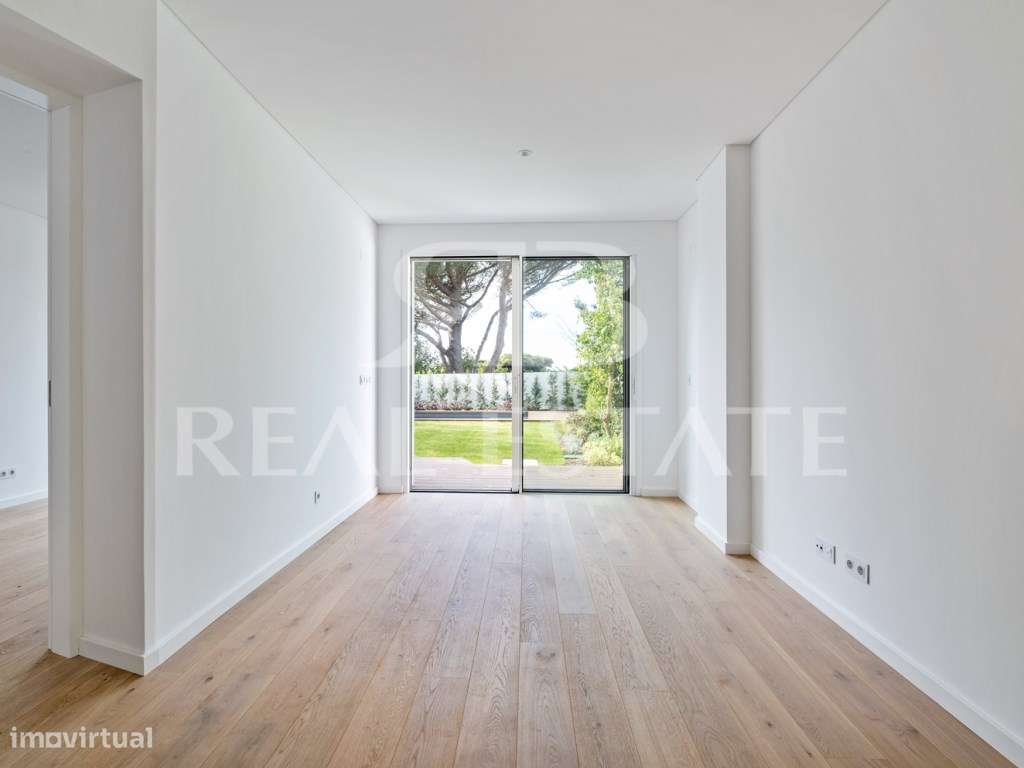 Moradia T4 com Jardim e Piscina no Monte Estoril - Cascais-36