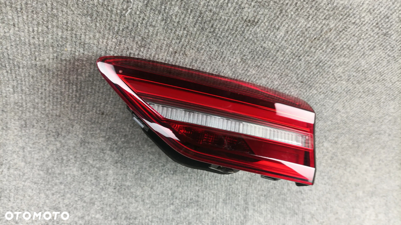 LAMPA TYLNA TYŁ PRAWA NA KLAPE - VW POLO VI LIFT 2G 2G0 21- - 4