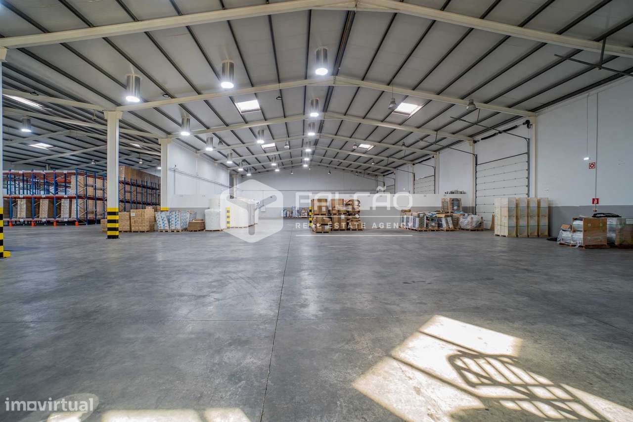Armazém  Venda em Romeira e Várzea,Santarém-36