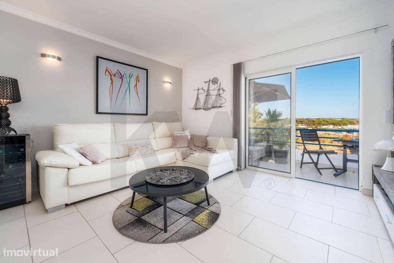 Apartamento T1 em Quarteira na 1ª Linha de Mar - Grande imagem: 3/42