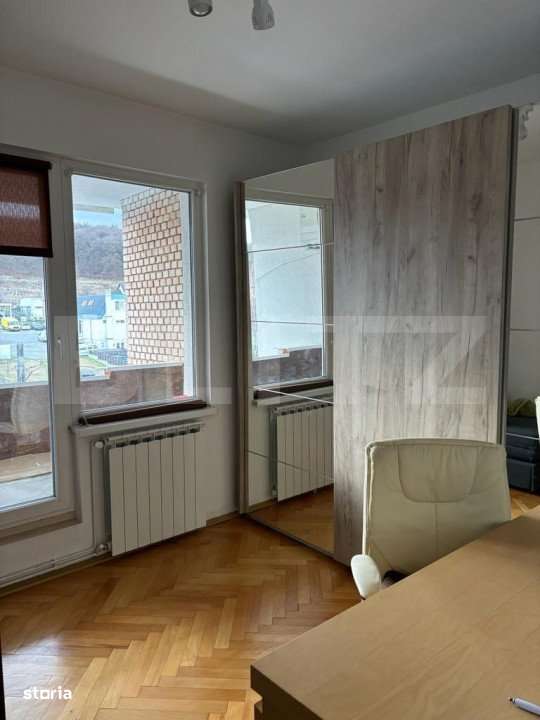 Apartament cu 3 camere, 72 mp utili, zona Tudor - Imagine principală: 4/5