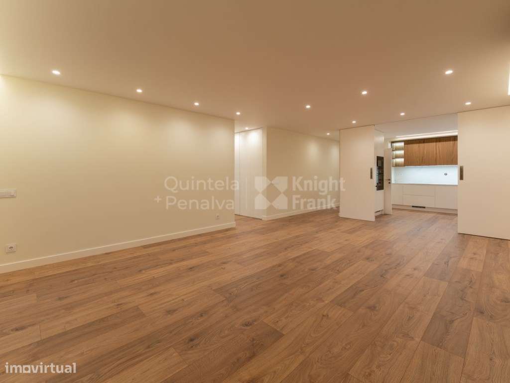 Apartamento T3 com garagem junto ao centro de Cascais - Grande imagem: 5/31