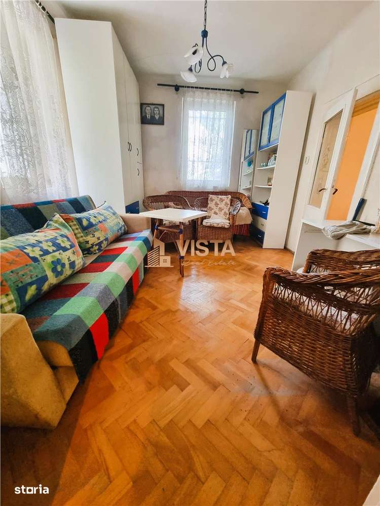 Apartament 4 camere in casa, zona Patria, Central, cu acces auto in cu - Imagine principală: 3/12