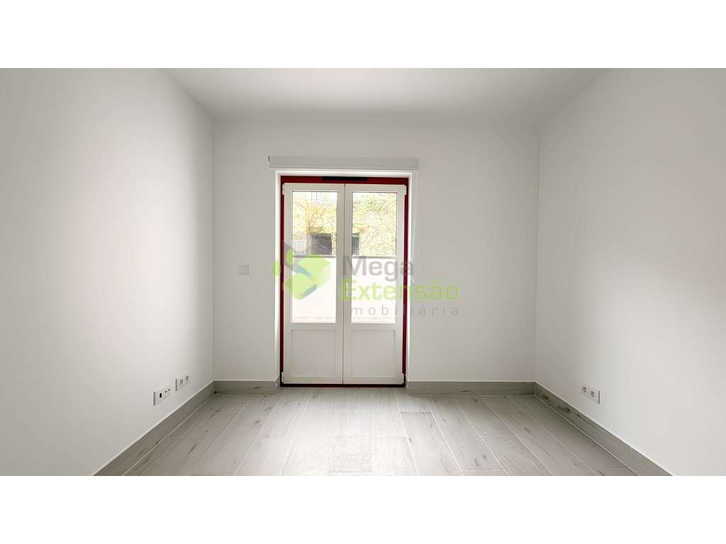 Apartamento T2, Novo, a estrear | Moderno | Centro de Torres Vedras-28