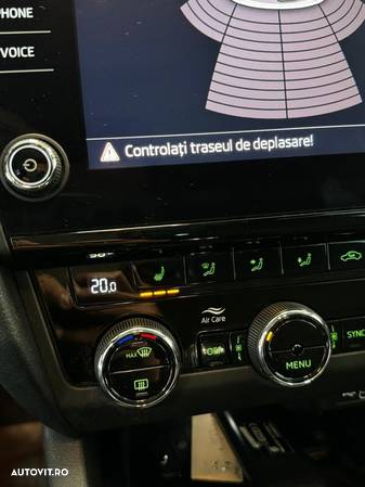 Skoda Octavia Combi Diesel 2.0 TDI 4X4 DSG Style - 16
