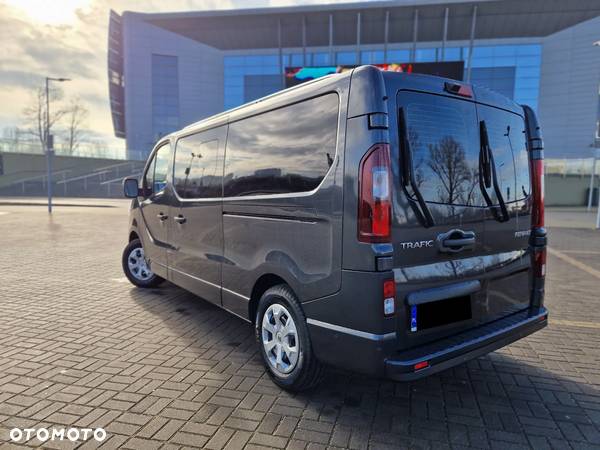 Renault Trafic SpaceClass 2.0 dCi Escapade - 10