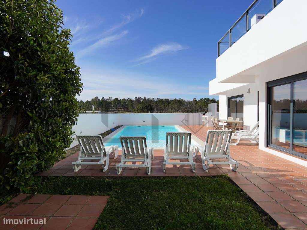 Moradia V4 com Piscina para Venda na Comporta-17
