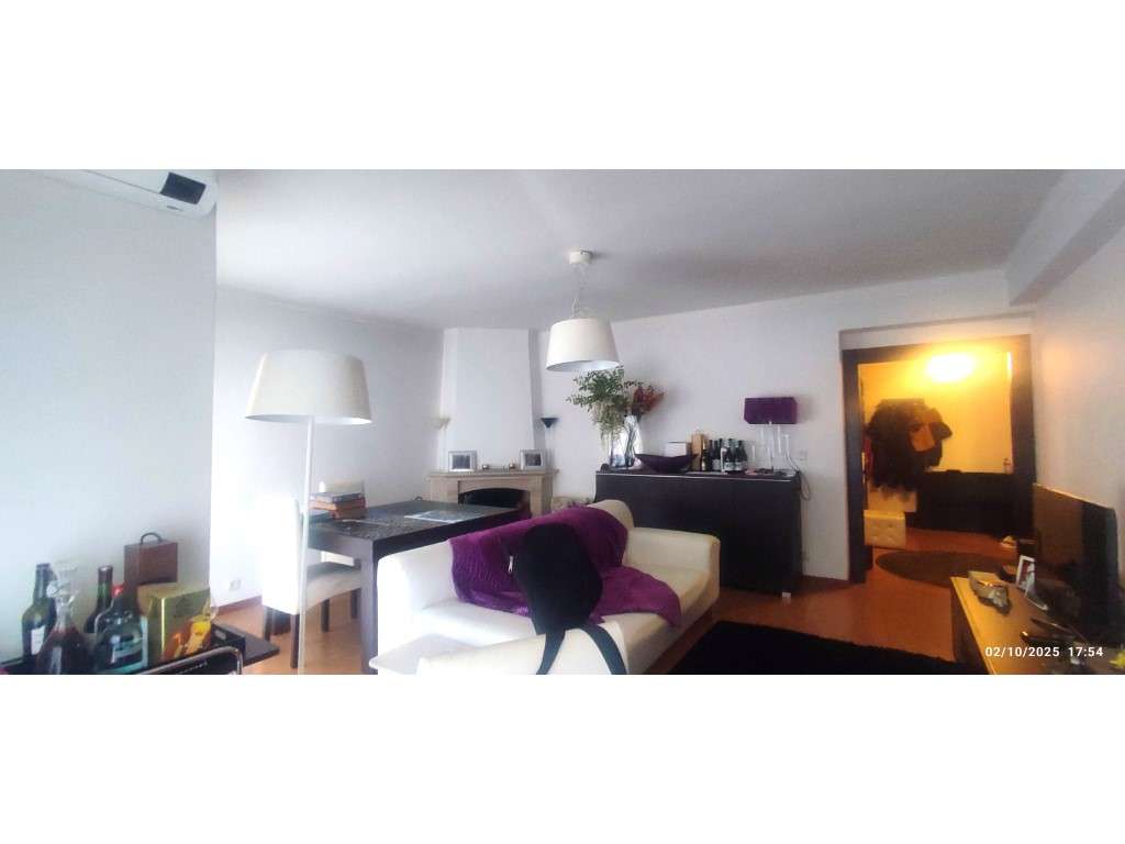 Apartamento T3 remodelado no centro da cidade de Ourém-9