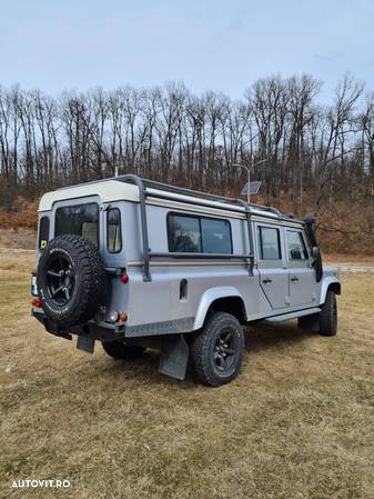 Land Rover Defender 110 S/T - 5