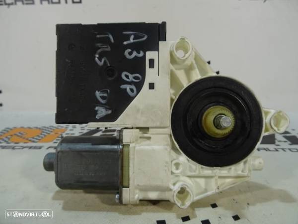 Motor Do Elevador De Vidro Traseiro Direito Audi A3 (8P1)  05074696 / - 3