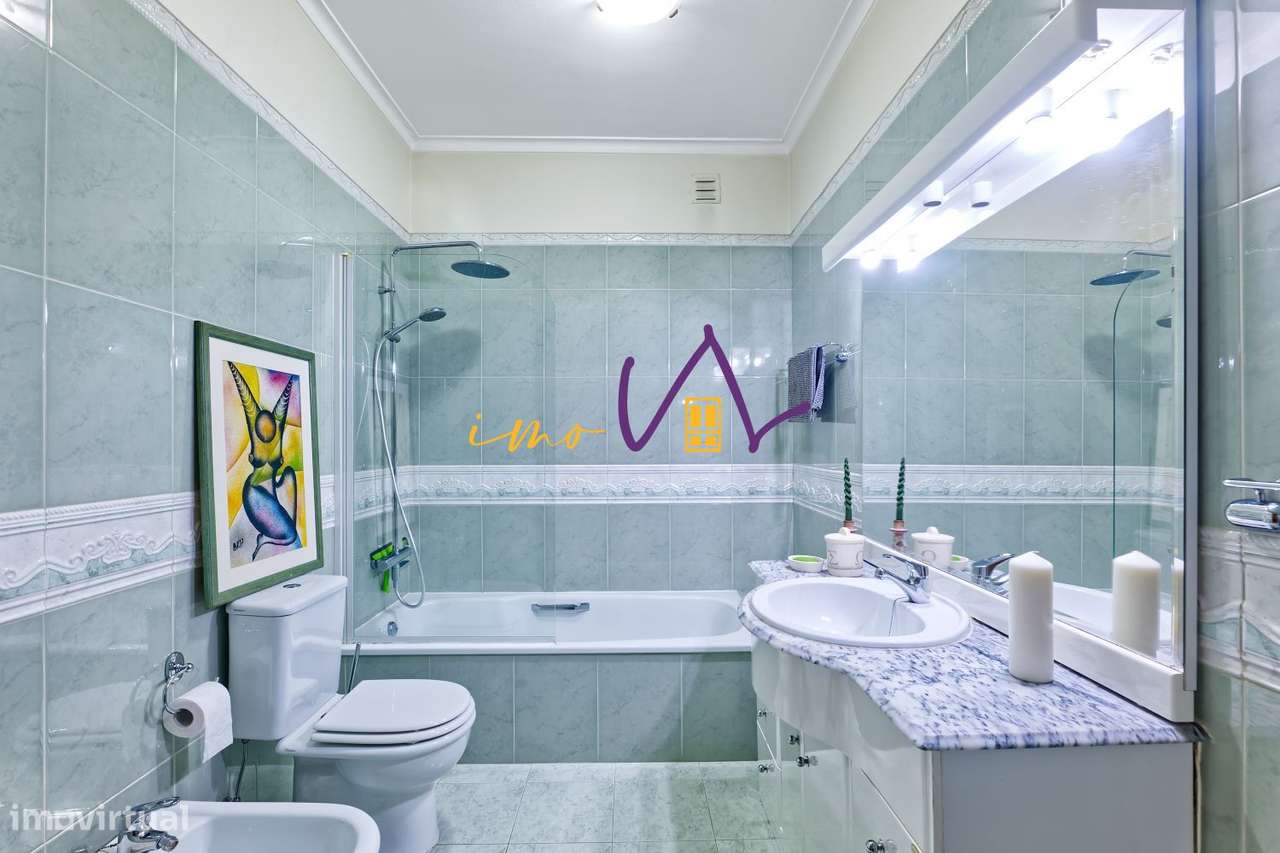 Apartamento T3 com excelentes áreas e uma vista deslumbrante sobre o-15