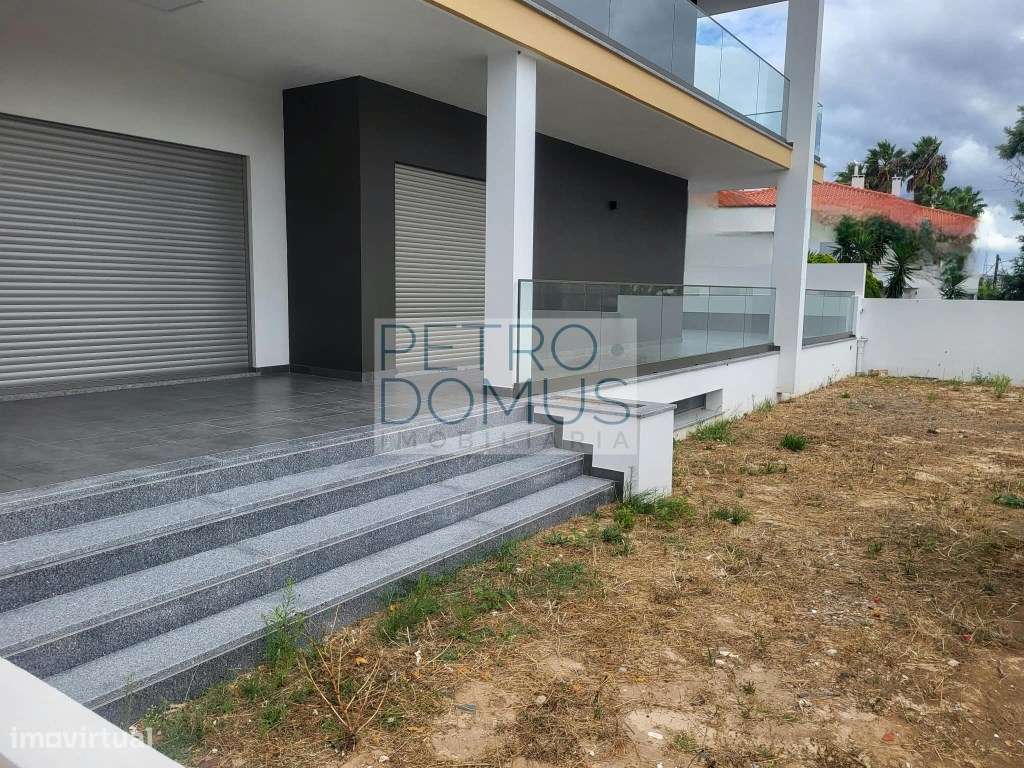 T3 COM TERRAÇO E JARDIM PRIVATIVO - PARCEIROS-15