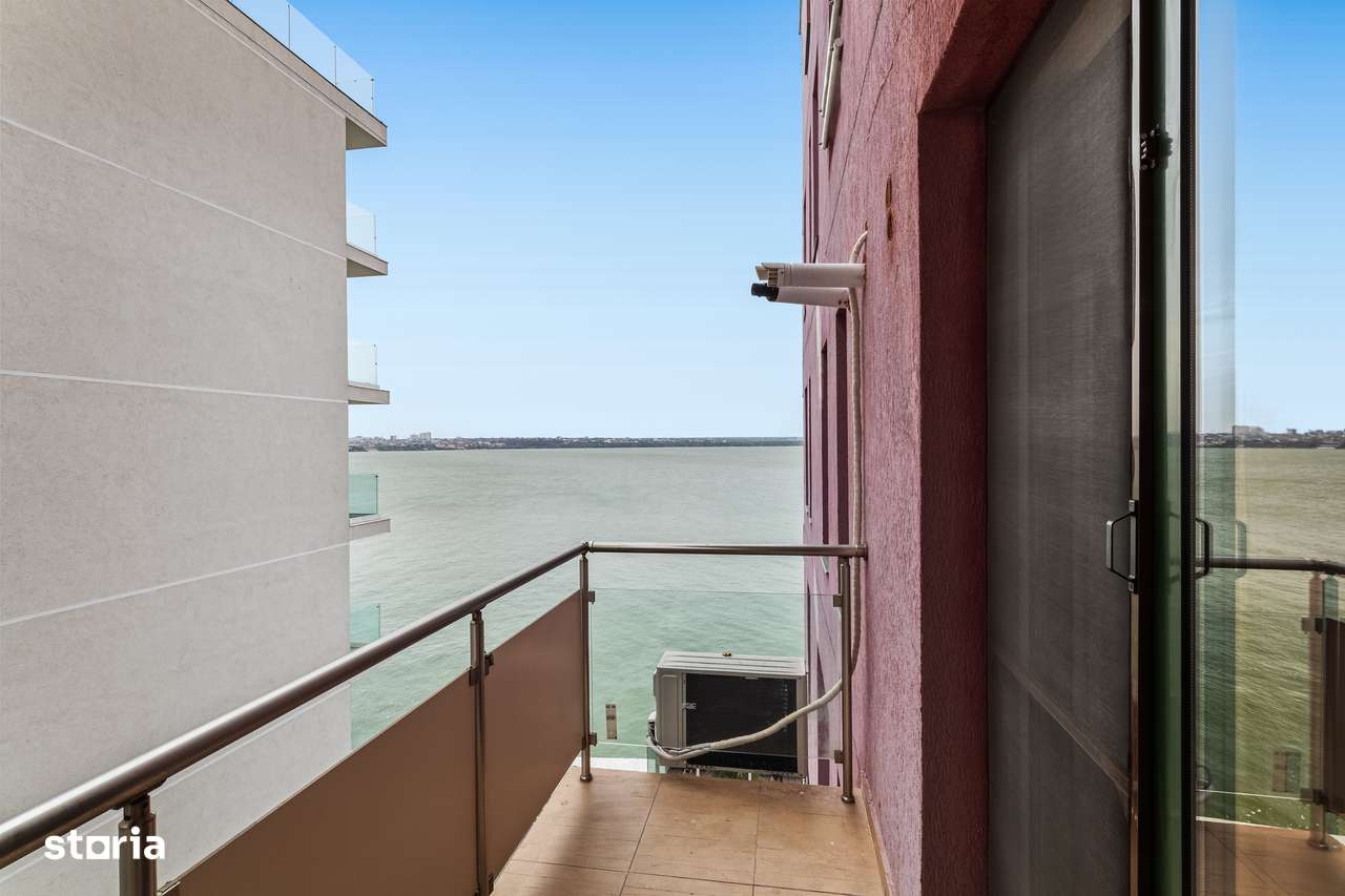 Mamaia Central 2 camere lux 94 mp parcare inclusă vedere superbă-19