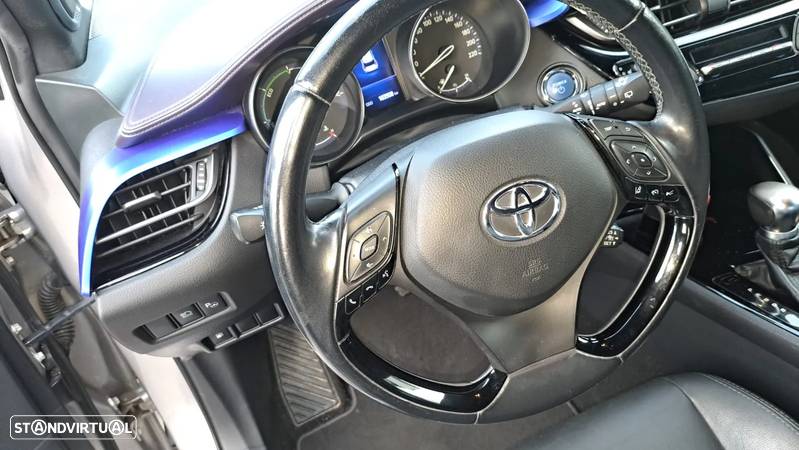 Toyota C-HR 1.8 HSD Exclusive+P.Luxury - 8