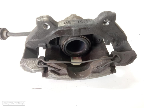 Pinça de travão frente esquerda OPEL CORSA E (X15) (2014-2019) 1.4 TURBO (08,68) - 5