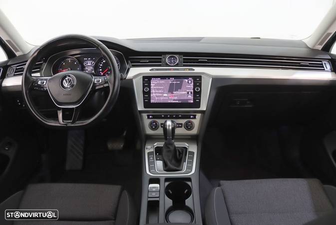 VW Passat Variant 1.6 TDI (BlueMotion ) DSG Comfortline - 6