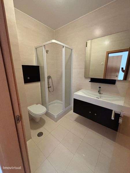 Apartamento T3 - Alugar - Grande imagem: 5/12