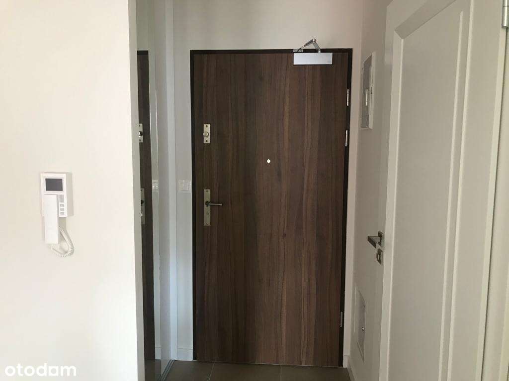 Ładne 2-pokoje urządzone, osiedle zamknięte Wilczak, urządzone,  garaż - Pełny obrazek: 4/9