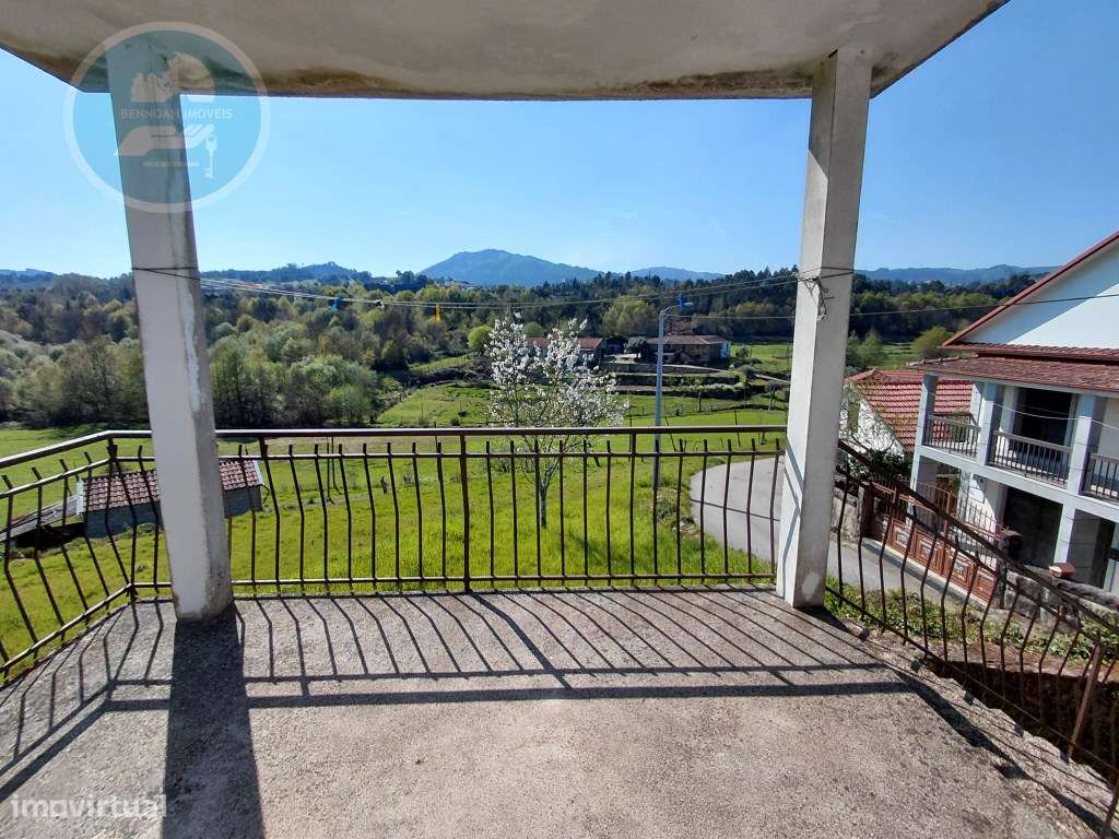 Casa Geminada T3 com Terreno Outerinho, Cabeceiras de Basto-3