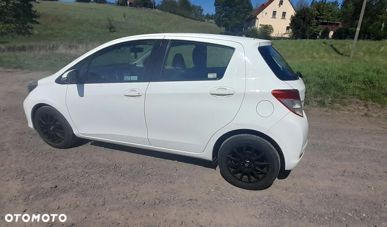 Toyota Yaris - 7